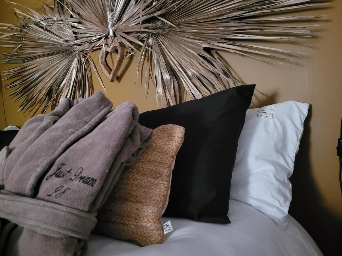 Suite & Spa Just Dream 28 Six-Fours-les-Plages Exteriér fotografie